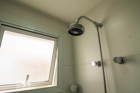 Apartamento à venda com 76m², 2 quartos e 2 vagasBanheiro da Suíte 1