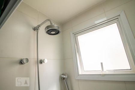 Apartamento à venda com 76m², 2 quartos e 2 vagasBanheiro da Suíte 2