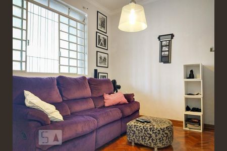 Sala de casa à venda com 3 quartos, 160m² em Cambuci, São Paulo