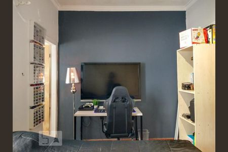 Casa à venda com 160m², 3 quartos e 2 vagas Casa à venda com 160m², 3 quartos e 2 vagasQuarto