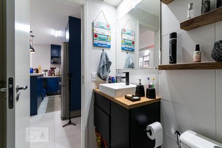 Banheiro de apartamento para alugar com 1 quarto, 35m² em Vila Paulista, São Paulo