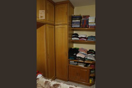 Apartamento à venda com 148m², 3 quartos e 2 vagasQuarto 2 - Armários