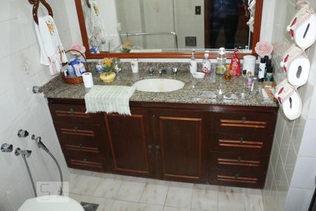 Apartamento à venda com 148m², 3 quartos e 2 vagasBanheiro - Torneira