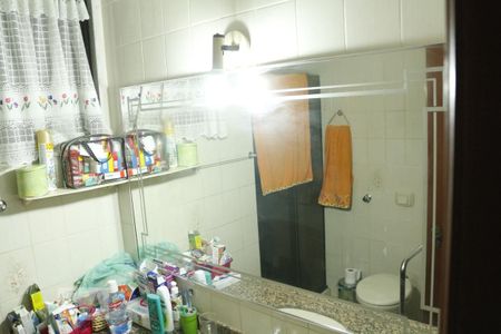 Apartamento à venda com 148m², 3 quartos e 2 vagasDetalhe do Banheiro da Suíte
