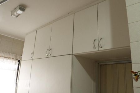 Apartamento à venda com 148m², 3 quartos e 2 vagasÁrea de Serviço - Armários