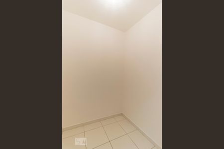 Quarto de Serviço de apartamento para alugar com 2 quartos, 93m² em Consolação, São Paulo