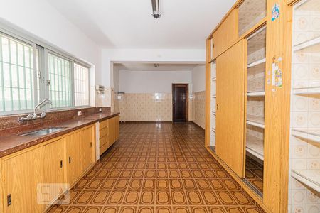 Casa à venda com 180m², 3 quartos e 2 vagasCozinha