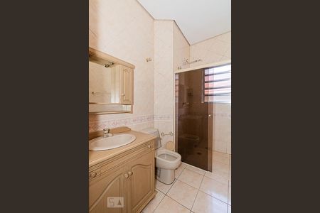 Casa à venda com 180m², 3 quartos e 2 vagasBanheiro