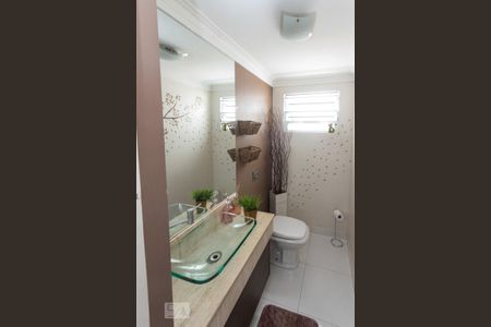 Lavabo de casa à venda com 3 quartos, 160m² em Vila Tolstoi, São Paulo