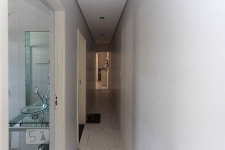 Casa à venda com 160m², 3 quartos e 2 vagascorredor dos quartos