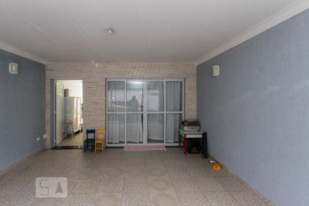 Casa à venda com 160m², 3 quartos e 2 vagasGaragem