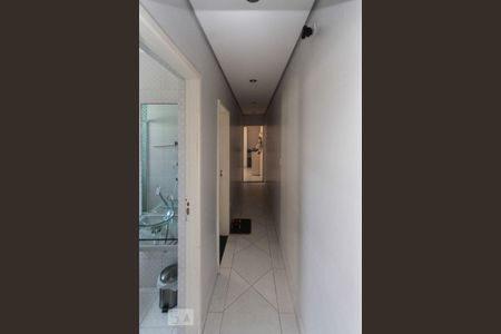 Casa à venda com 160m², 3 quartos e 2 vagascorredor dos quartos