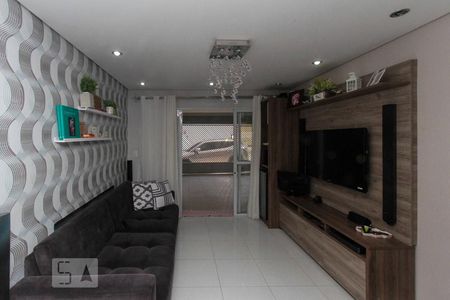 Sala de casa à venda com 3 quartos, 160m² em Vila Tolstoi, São Paulo