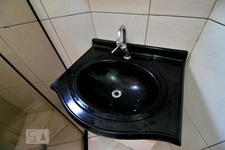 Casa à venda com 162m², 3 quartos e 4 vagasBanheiro da Suíte 2