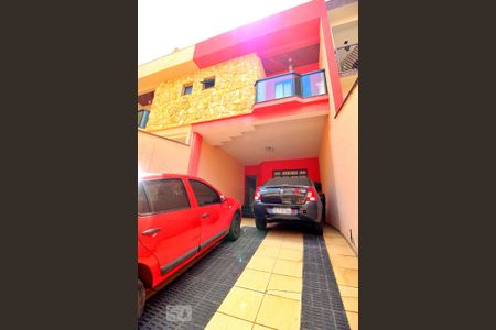 Casa à venda com 162m², 3 quartos e 4 vagasGaragem