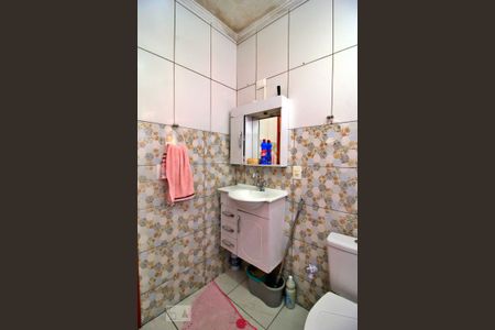 Casa à venda com 162m², 3 quartos e 4 vagasBanheiro da Suíte 3