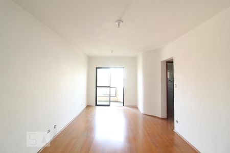 Sala de Apartamento com 2 quartos, 75m² Barcelona