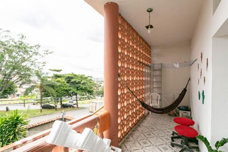 Casa à venda com 360m², 3 quartos e 3 vagasVaranda