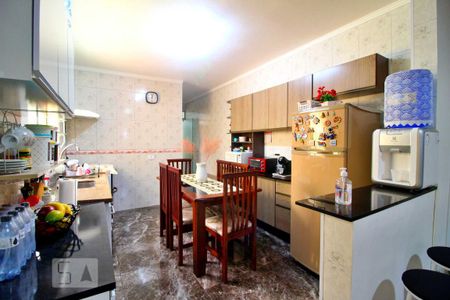 Casa à venda com 180m², 3 quartos e 2 vagasCozinha 1