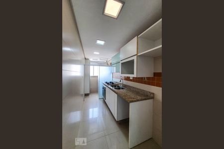 Apartamento à venda com 70m², 2 quartos e 2 vagas Apartamento à venda com 70m², 2 quartos e 2 vagasCozinha