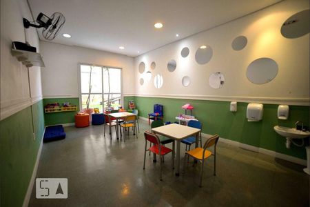 Apartamento à venda com 70m², 2 quartos e 2 vagas Apartamento à venda com 70m², 2 quartos e 2 vagasBrinquedoteca