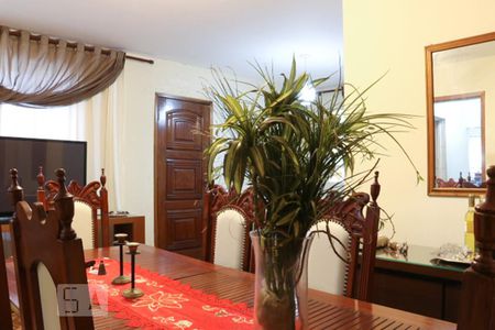 Sala de casa à venda com 4 quartos, 300m² em Vila Prudente, São Paulo