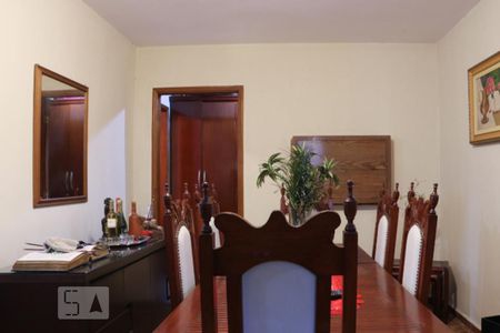 Sala de casa à venda com 4 quartos, 300m² em Vila Prudente, São Paulo