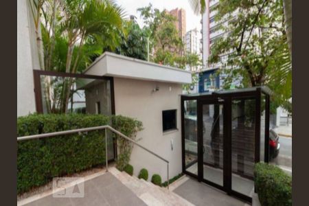 Fachada e portaria de apartamento à venda com 3 quartos, 117m² em Moema, São Paulo