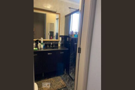 Banheiro de apartamento à venda com 3 quartos, 117m² em Moema, São Paulo