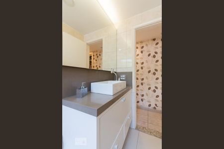 Apartamento à venda com 109m², 2 quartos e 1 vagaBanheiro Suíte