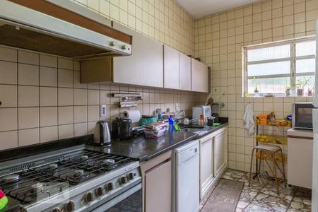 Casa à venda com 360m², 4 quartos e 6 vagasCozinha