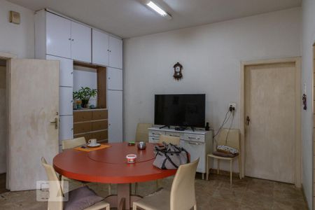 Casa à venda com 360m², 4 quartos e 6 vagasCopa