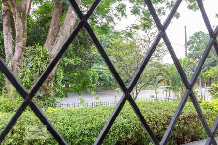 Casa à venda com 360m², 4 quartos e 6 vagasSuíte