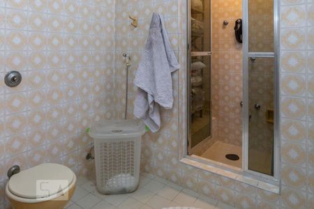 Casa à venda com 360m², 4 quartos e 6 vagasBanheiro 1