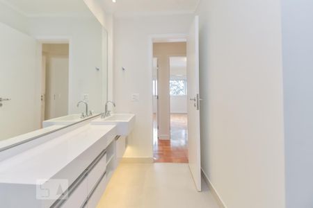 Apartamento para alugar com 170m², 3 quartos e 1 vaga Apartamento para alugar com 170m², 3 quartos e 1 vagaBanheiro