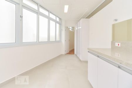 Apartamento para alugar com 170m², 3 quartos e 1 vaga Apartamento para alugar com 170m², 3 quartos e 1 vagaÁrea de Serviço