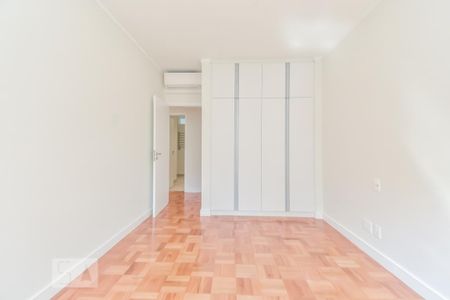 Apartamento para alugar com 170m², 3 quartos e 1 vaga Apartamento para alugar com 170m², 3 quartos e 1 vagaQuarto 2