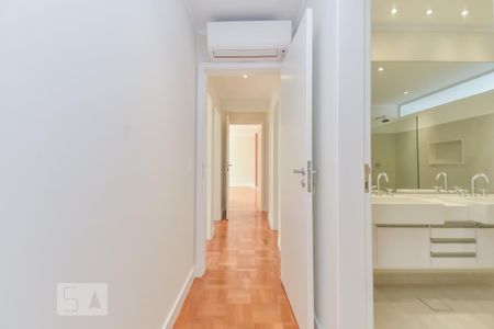 Apartamento para alugar com 170m², 3 quartos e 1 vaga Apartamento para alugar com 170m², 3 quartos e 1 vagaQuarto 3 - Suíte