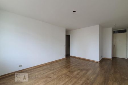 Apartamento para alugar com 85m², 2 quartos e 1 vagaSala