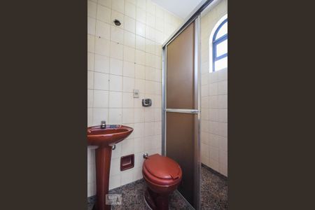Apartamento para alugar com 299m², 3 quartos e 3 vagas Apartamento para alugar com 299m², 3 quartos e 3 vagasBanheiro de Serviço