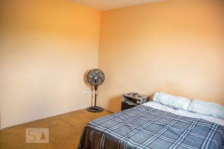 Casa à venda com 300m², 7 quartos e 4 vagas Casa à venda com 300m², 7 quartos e 4 vagasQuarto Casa Superior