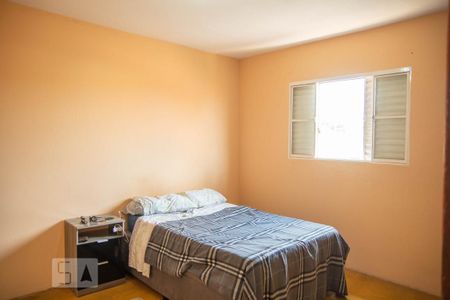 Casa à venda com 300m², 7 quartos e 4 vagas Casa à venda com 300m², 7 quartos e 4 vagasQuarto Casa Superior