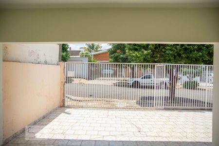 Casa à venda com 300m², 7 quartos e 4 vagas Casa à venda com 300m², 7 quartos e 4 vagasGaragem