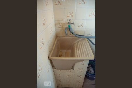 Casa à venda com 300m², 7 quartos e 4 vagas Casa à venda com 300m², 7 quartos e 4 vagasTanque Casa Superior