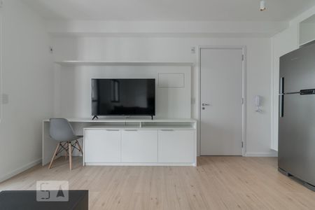 Sala de kitnet/studio para alugar com 1 quarto, 35m² em Mirandópolis, São Paulo