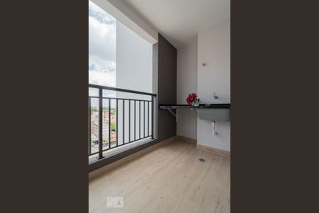 Studio para alugar com 35m², 1 quarto e 1 vaga Studio para alugar com 35m², 1 quarto e 1 vagaVaranda