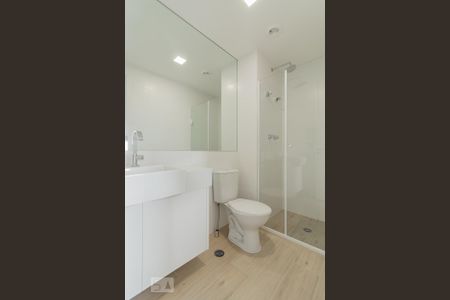 Studio para alugar com 35m², 1 quarto e 1 vaga Studio para alugar com 35m², 1 quarto e 1 vagaBanheiro