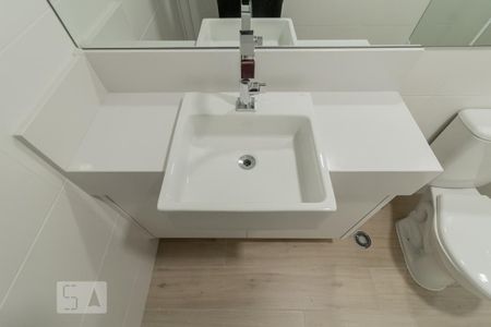 Studio para alugar com 35m², 1 quarto e 1 vaga Studio para alugar com 35m², 1 quarto e 1 vagaBanheiro
