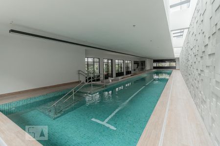 Studio para alugar com 35m², 1 quarto e 1 vaga Studio para alugar com 35m², 1 quarto e 1 vagaPiscina