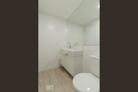 Studio para alugar com 35m², 1 quarto e 1 vaga Studio para alugar com 35m², 1 quarto e 1 vagaBanheiro